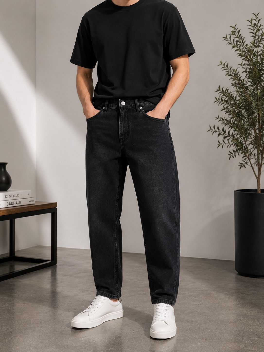 Relaxed Fit Jeans - Black Raw