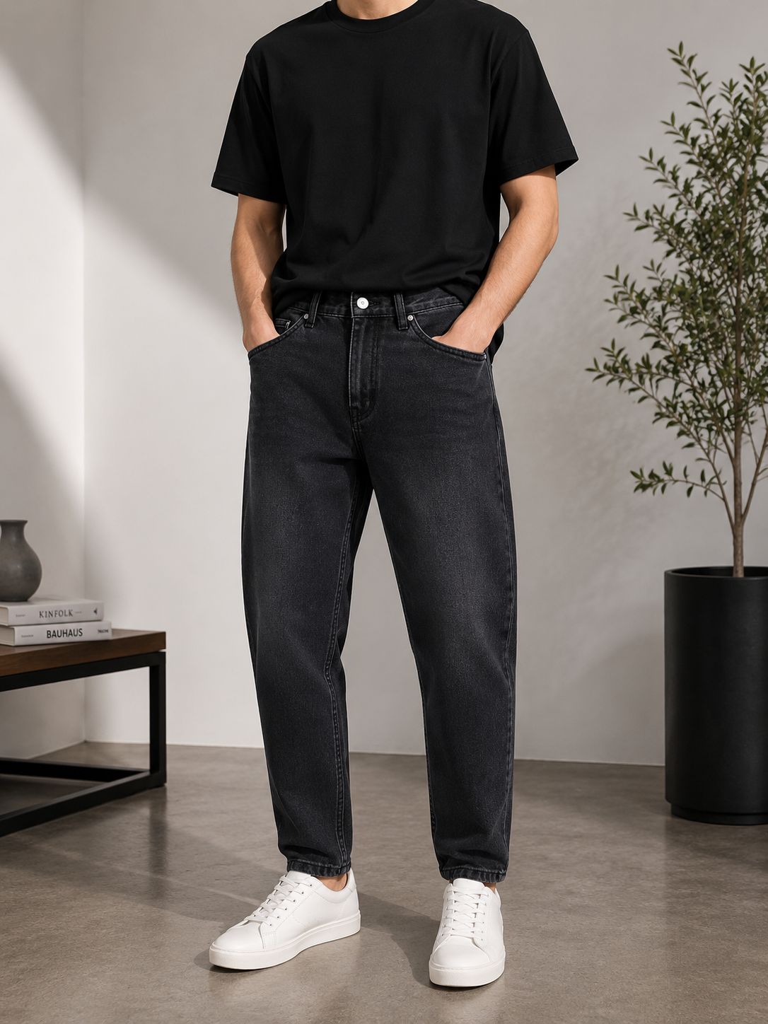 Relaxed Fit Jeans - Faded Black