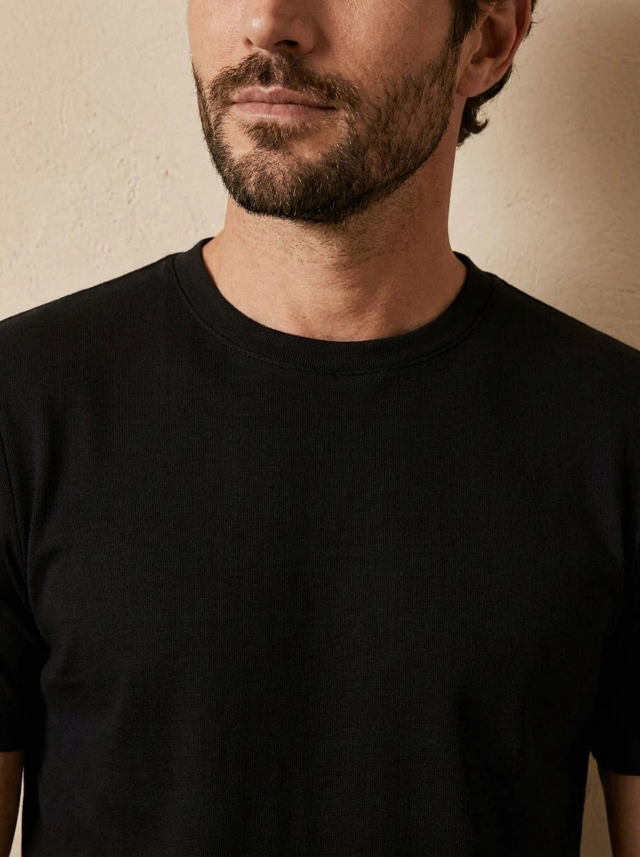Crew Neck T-Shirt Black - detail