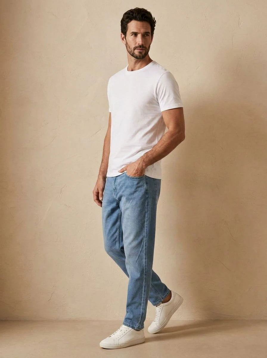 Relaxed Fit Jeans Ice Blue - three quarter